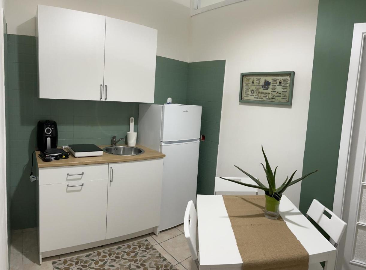 Appartement Il Covo Del Pescatore à Pouzzoles Extérieur photo